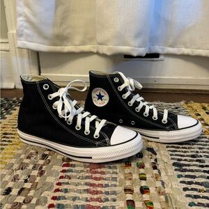 Converse Black High-Top Sneakers 10 (41) NWOT